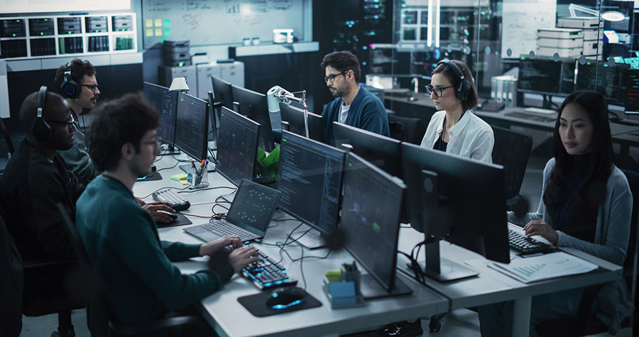 it team working at an office